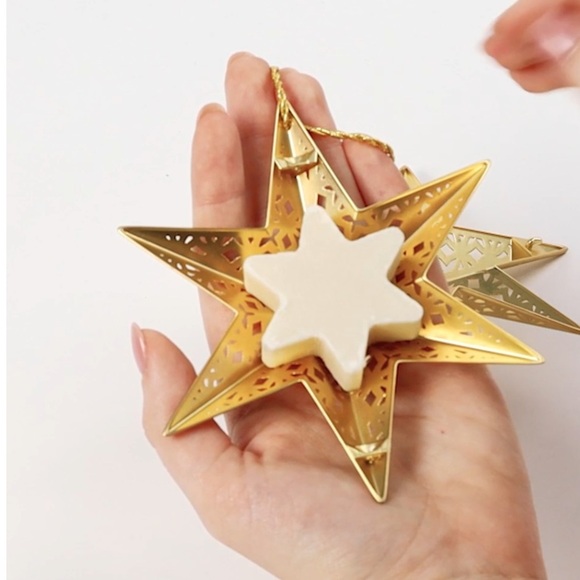 ❤️ SCENTED DECORATIVE ORNAMENT, WHITE WINTER FIR, METAL GOLD STAR - Picture 5 of 8
